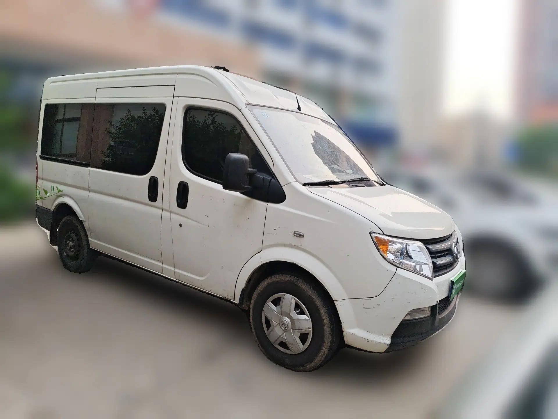 Dongfeng Yufeng 2014 2.5T YuliBao Logistics Vehicle Standard Features Include Short Wheelbase with Mid-Roof ZD25 — миниатюра 3