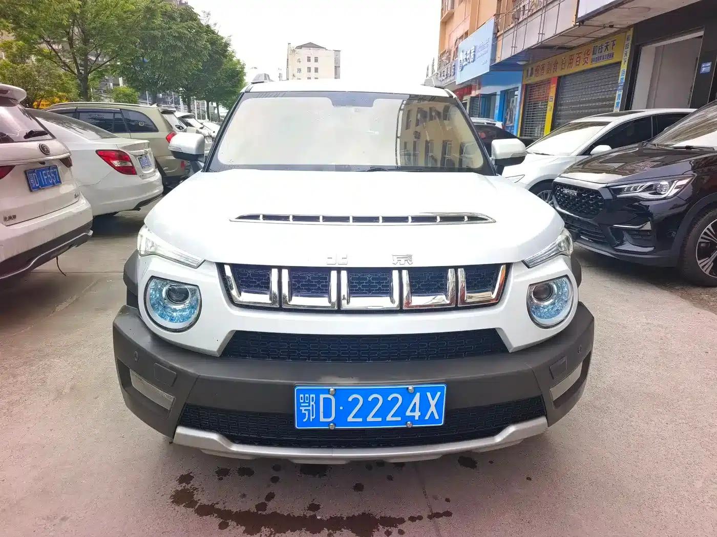 Beijing BJ20 2016 1.5T CVT Luxury Edition — миниатюра 2