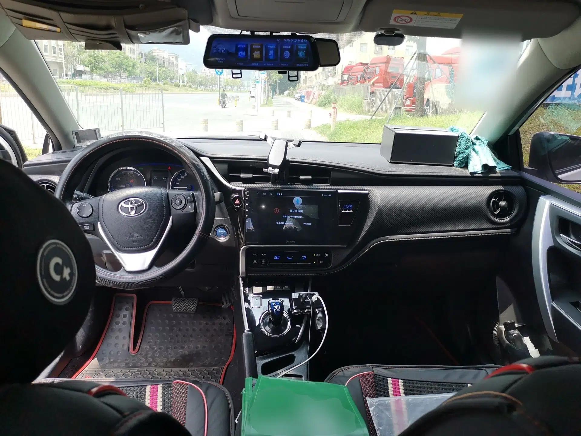 Toyota Levin Hybrid E+ 2019 1.8L PH GS E-CVT Elite Edition — миниатюра 10