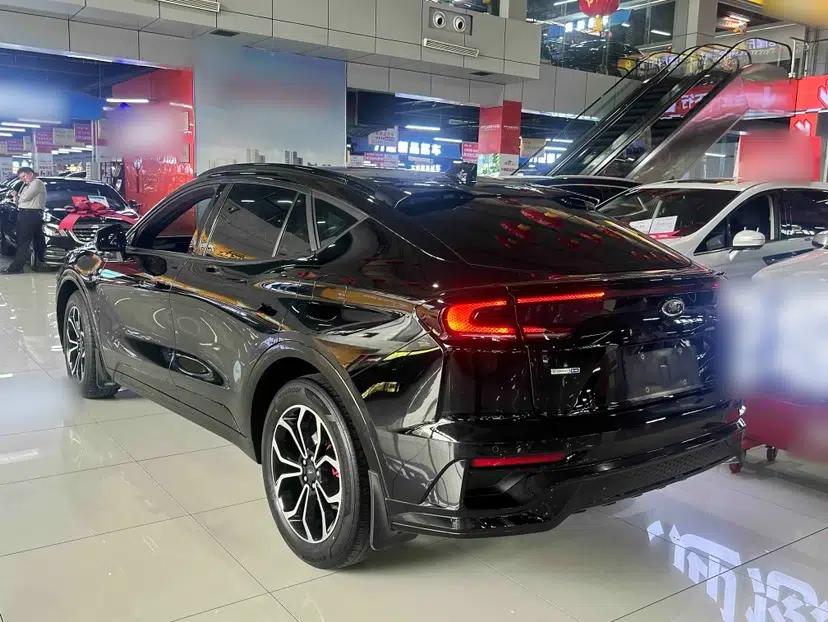 Ford EVOS 2022 EcoBoost 245 Sport Edition — миниатюра 5