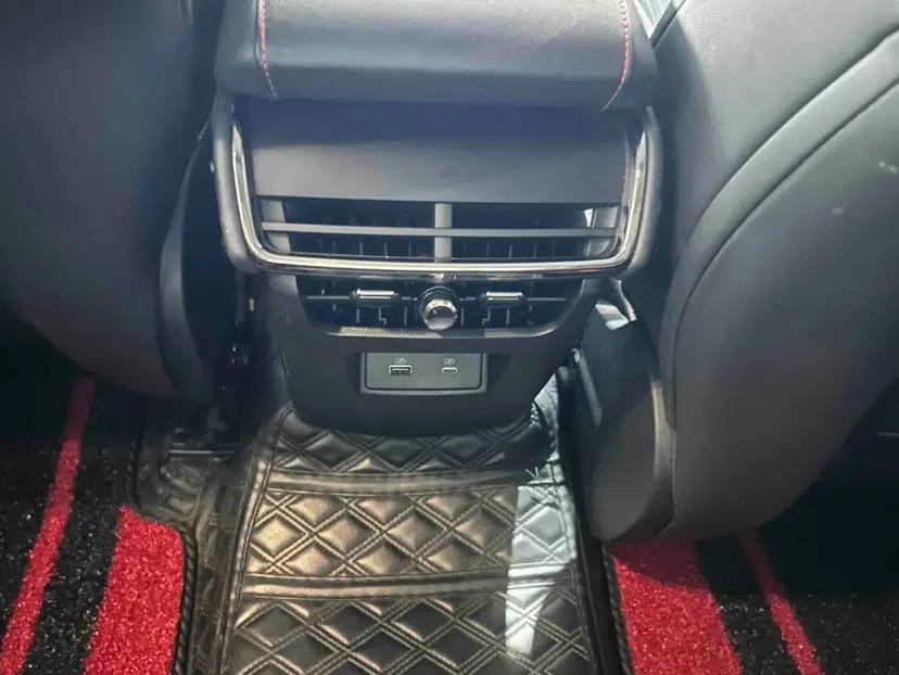 Ford EVOS 2022 EcoBoost 245 Sport Edition — миниатюра 10