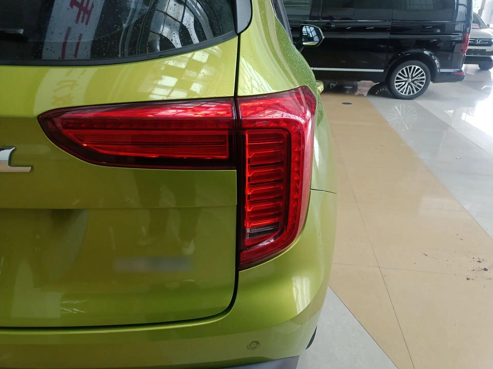 Haval JOLION 2021 1.5T Automatic Grand Three-Volume Version — миниатюра 7
