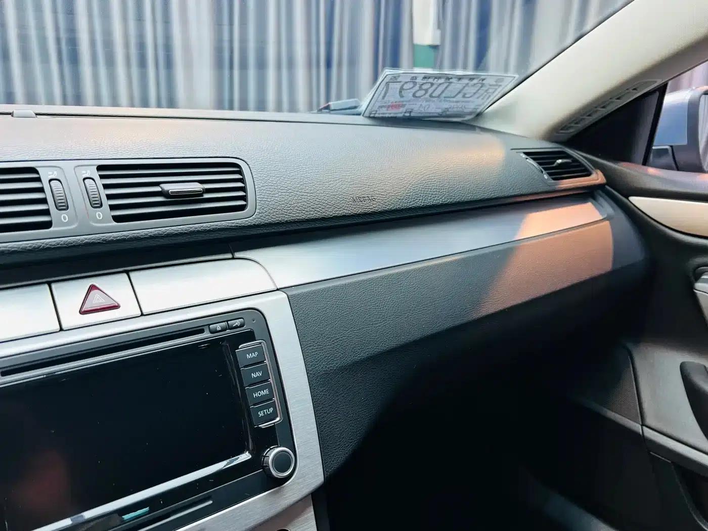 Volkswagen CC 2009 3.6FSI Top-of-the-line version — миниатюра 21