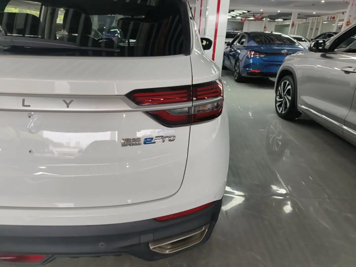 Geely Auto Coolray New Energy 2020 1.5T ePro Higher — миниатюра 7