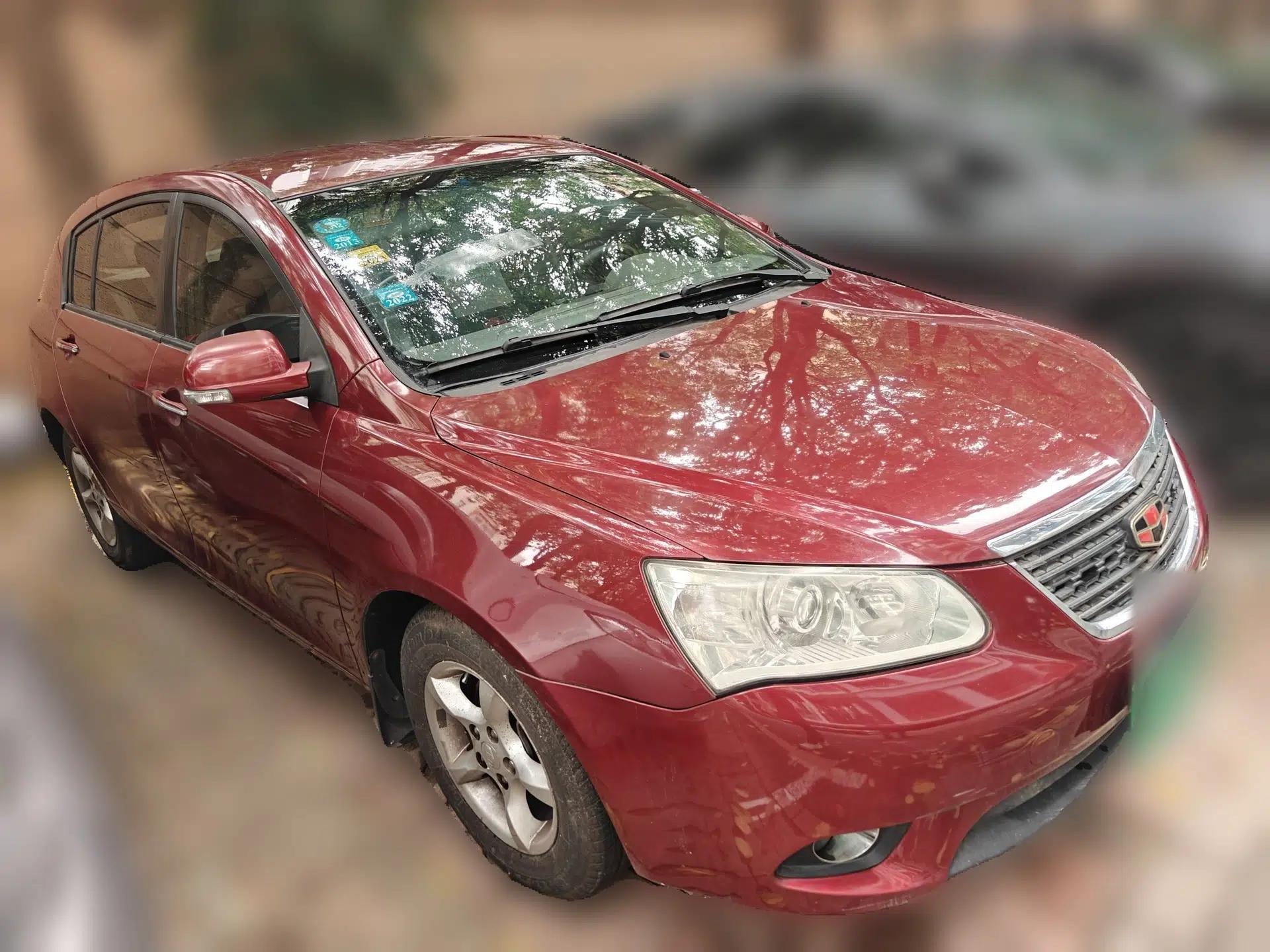 Geely Auto Classic Emgrand 2010 Hatchback 1.5L Manual Comfort Edition — миниатюра 3