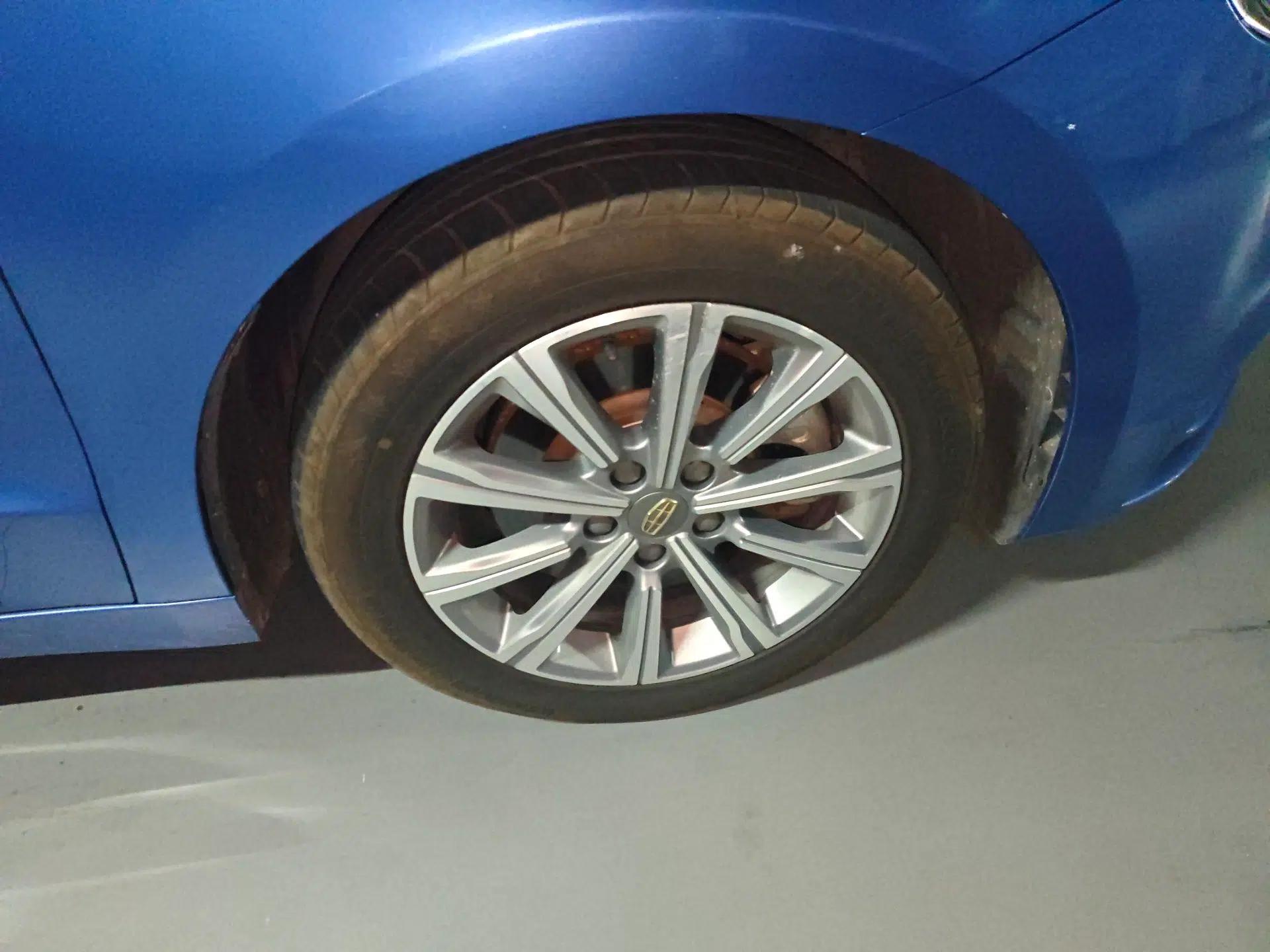 Geely Auto Emgrand GT New Energy 2018 1.5T PHEV Yaoyue Edition — миниатюра 8