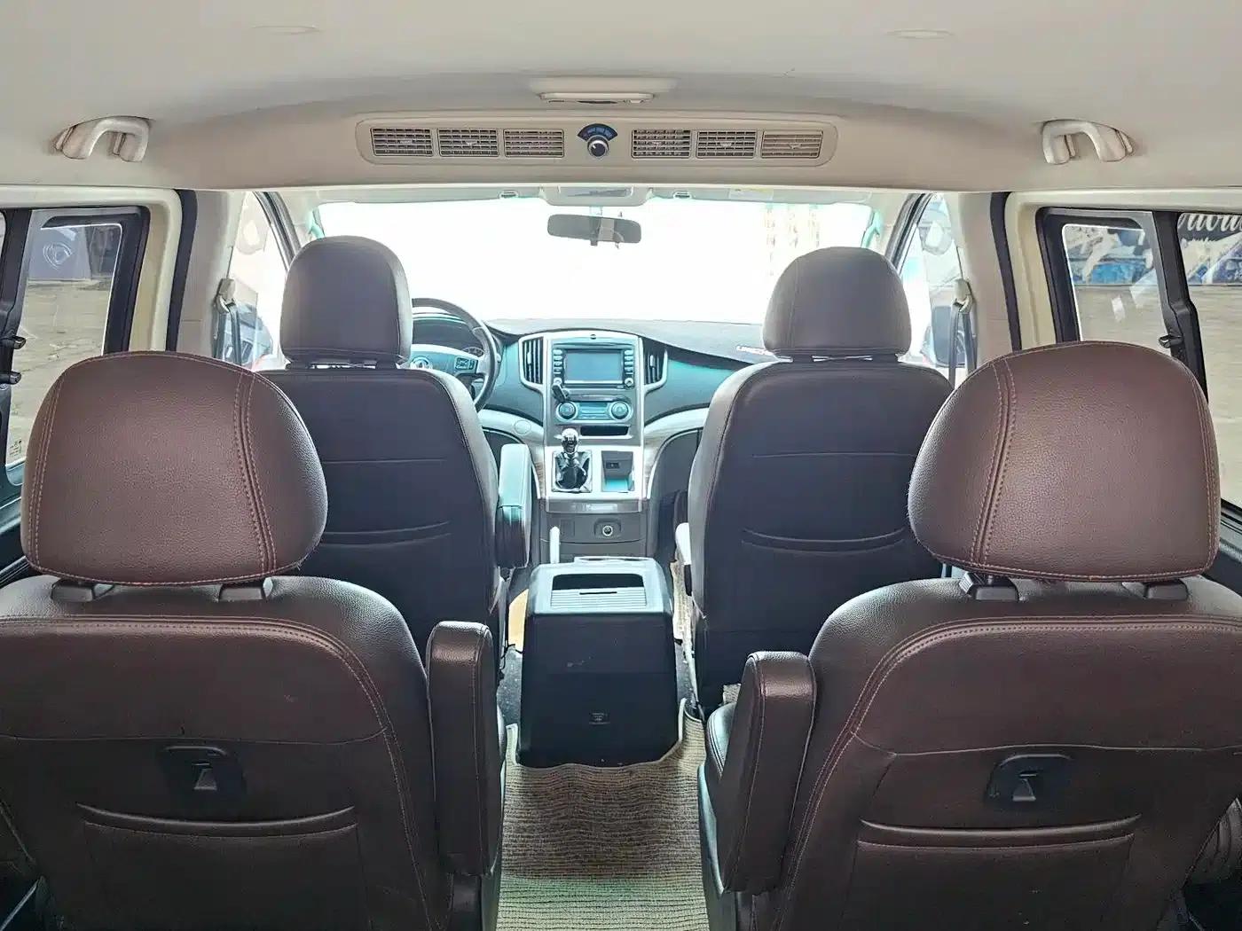 Lingzhi PLUS 2021 Touring Edition 2.0L Manual Comfort 7-Seater — миниатюра 5