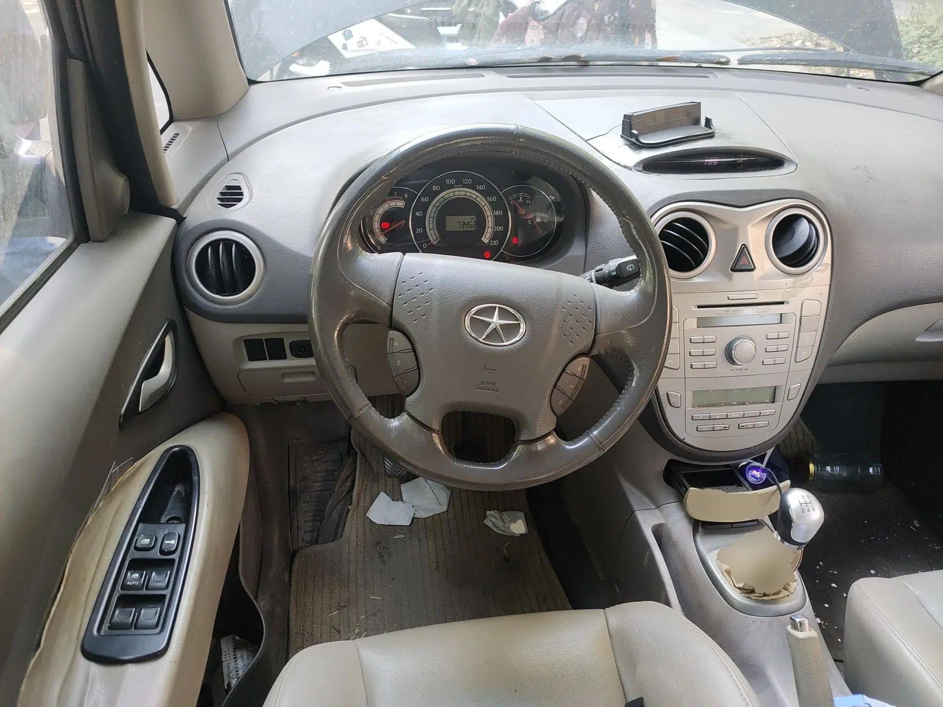 JAC Group Refine M2 2012 1.8L MT Business Luxury 5-Seater — миниатюра 11