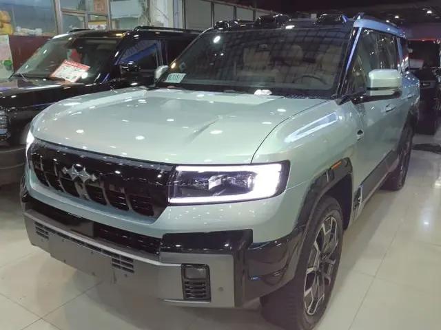 Formula Leopard 8 2025 Smart & Brave Flagship Edition 7 Seats