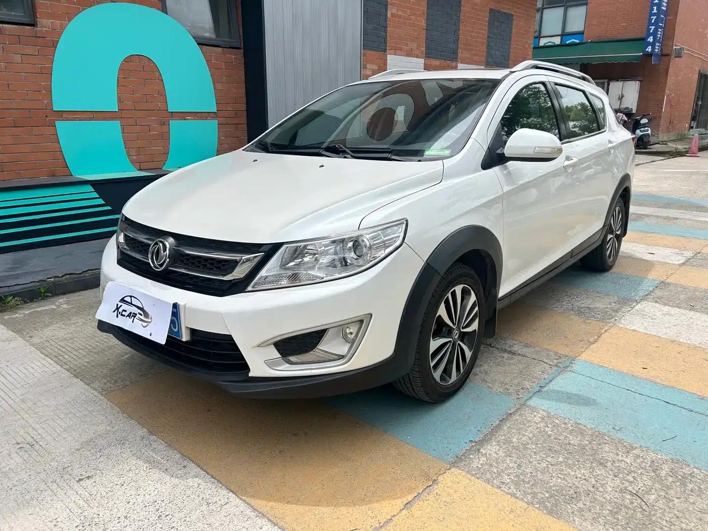 Dongfeng Fengshen AX3 2016 1.5L Automatic Cool Edition — миниатюра 1