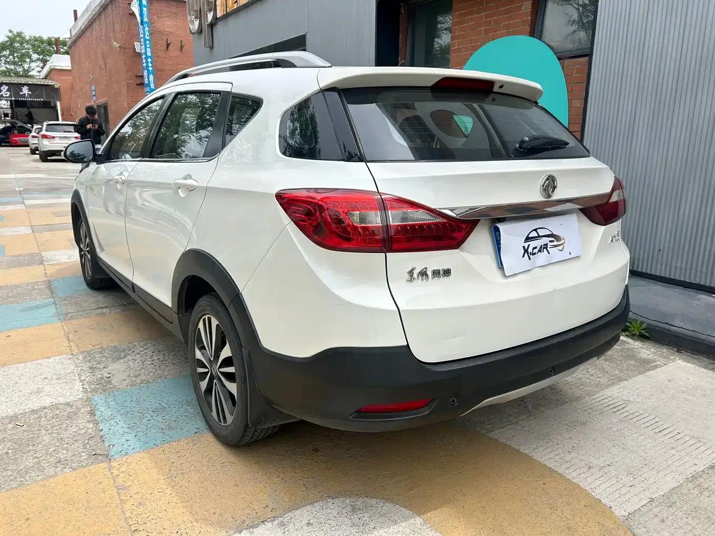 Dongfeng Fengshen AX3 2016 1.5L Automatic Cool Edition — миниатюра 6