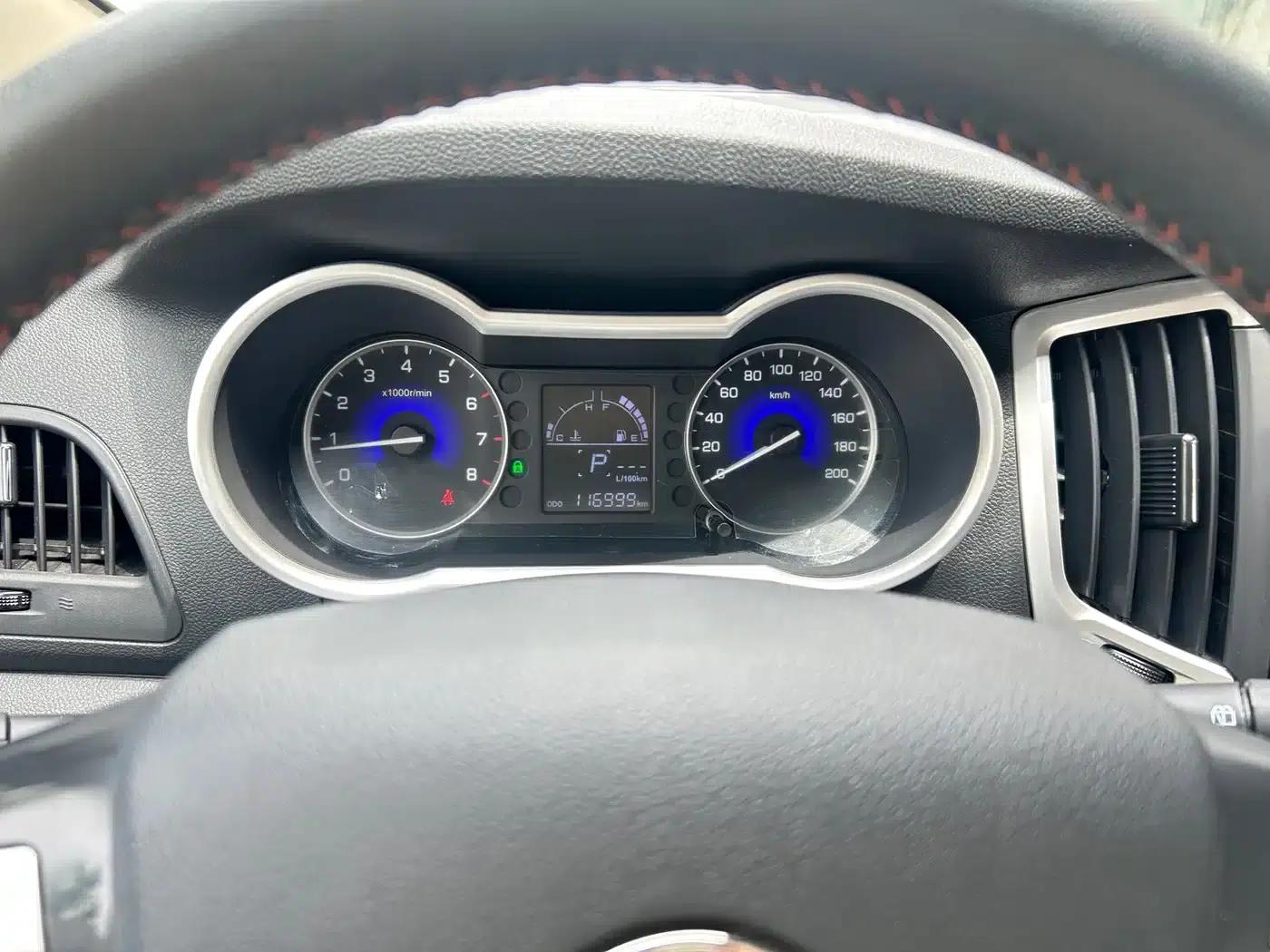 Dongfeng Fengshen AX3 2016 1.5L Automatic Cool Edition — миниатюра 8