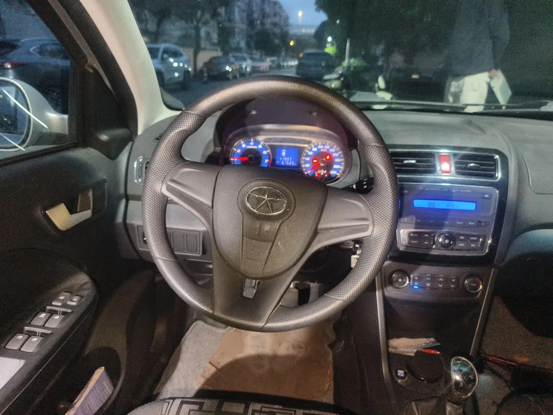 JAC Group Heyue A13RS 2014 CROSS 1.3L Manual Comfort Model — миниатюра 11