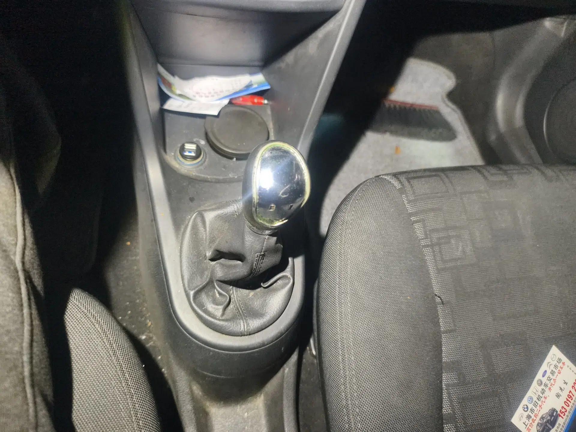 JAC Group Heyue A13RS 2014 CROSS 1.3L Manual Comfort Model — миниатюра 15