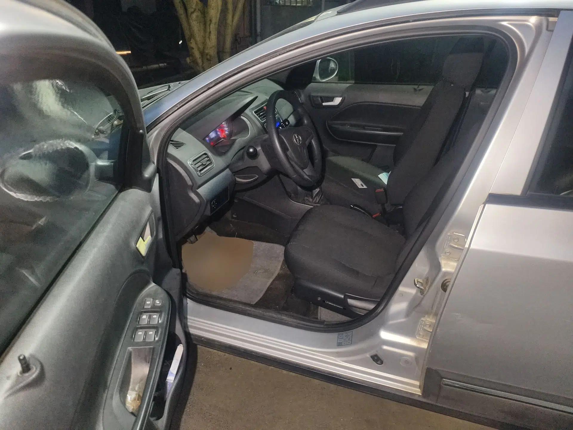 JAC Group Heyue A13RS 2014 CROSS 1.3L Manual Comfort Model — миниатюра 17