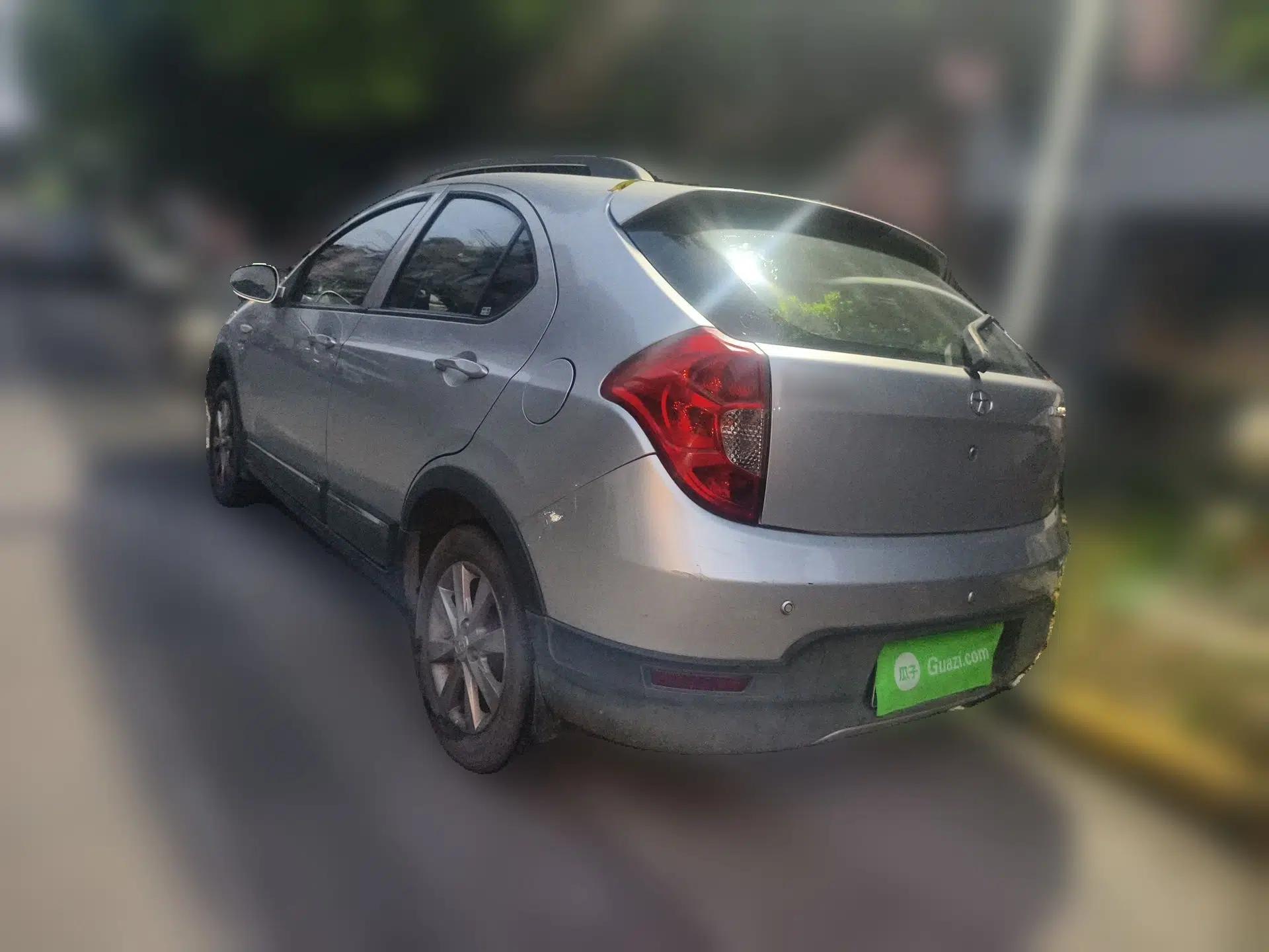 JAC Group Heyue A13RS 2014 CROSS 1.3L Manual Comfort Model — миниатюра 4