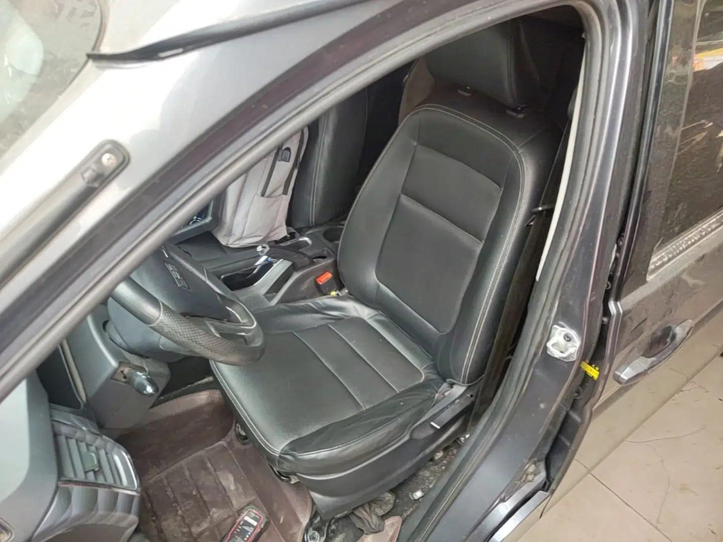 Jinbei Gold Hiace 2021 1.5L Passenger Van Travel Lion 6-Seater — миниатюра 18