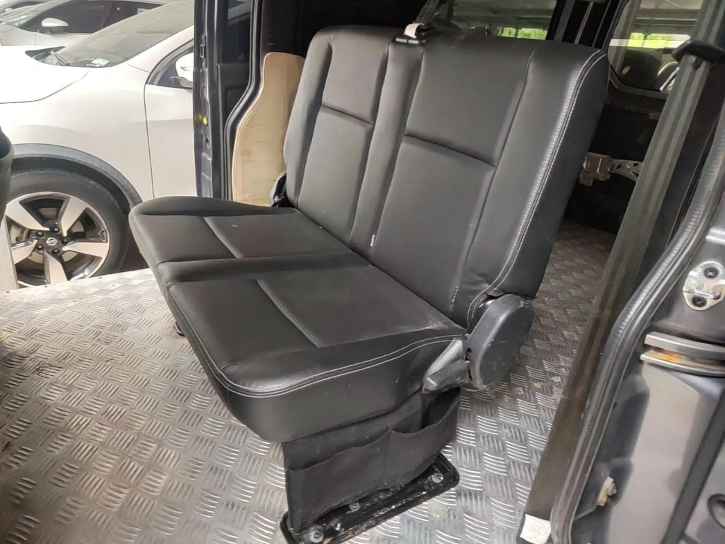 Jinbei Gold Hiace 2021 1.5L Passenger Van Travel Lion 6-Seater — миниатюра 20