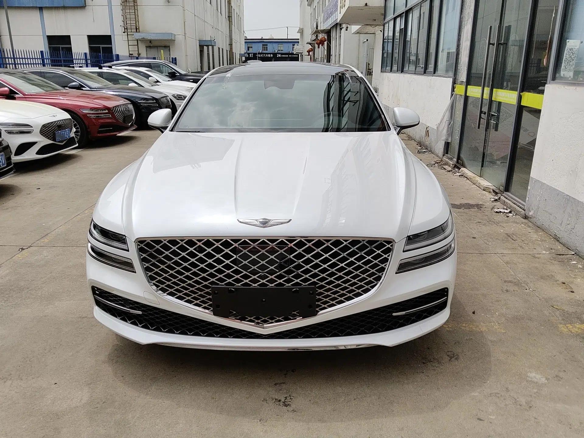 Genesis G80 2023 2.5T Rear-Drive Luxury Edition — миниатюра 2