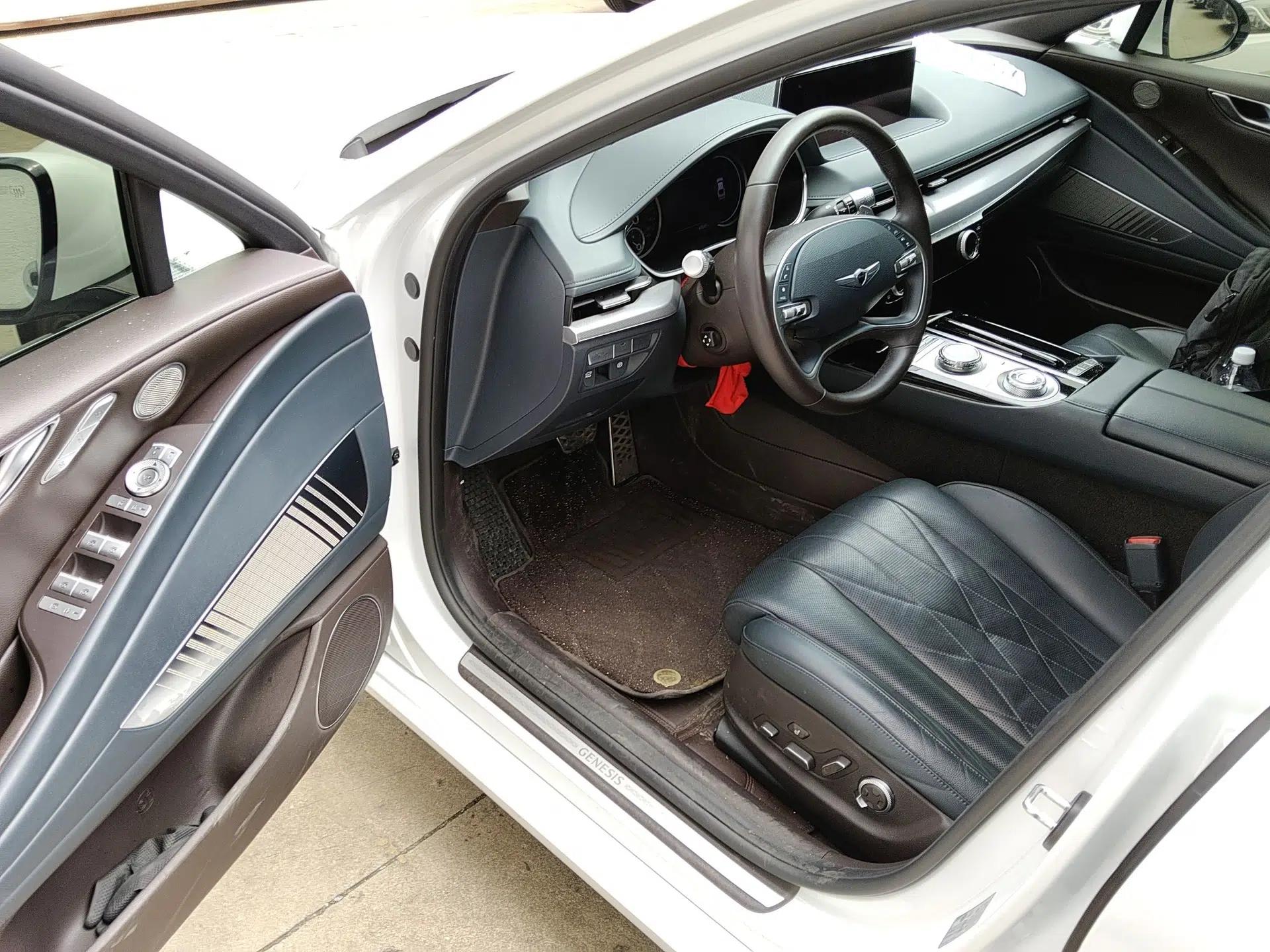 Genesis G80 2023 2.5T Rear-Drive Luxury Edition — миниатюра 19
