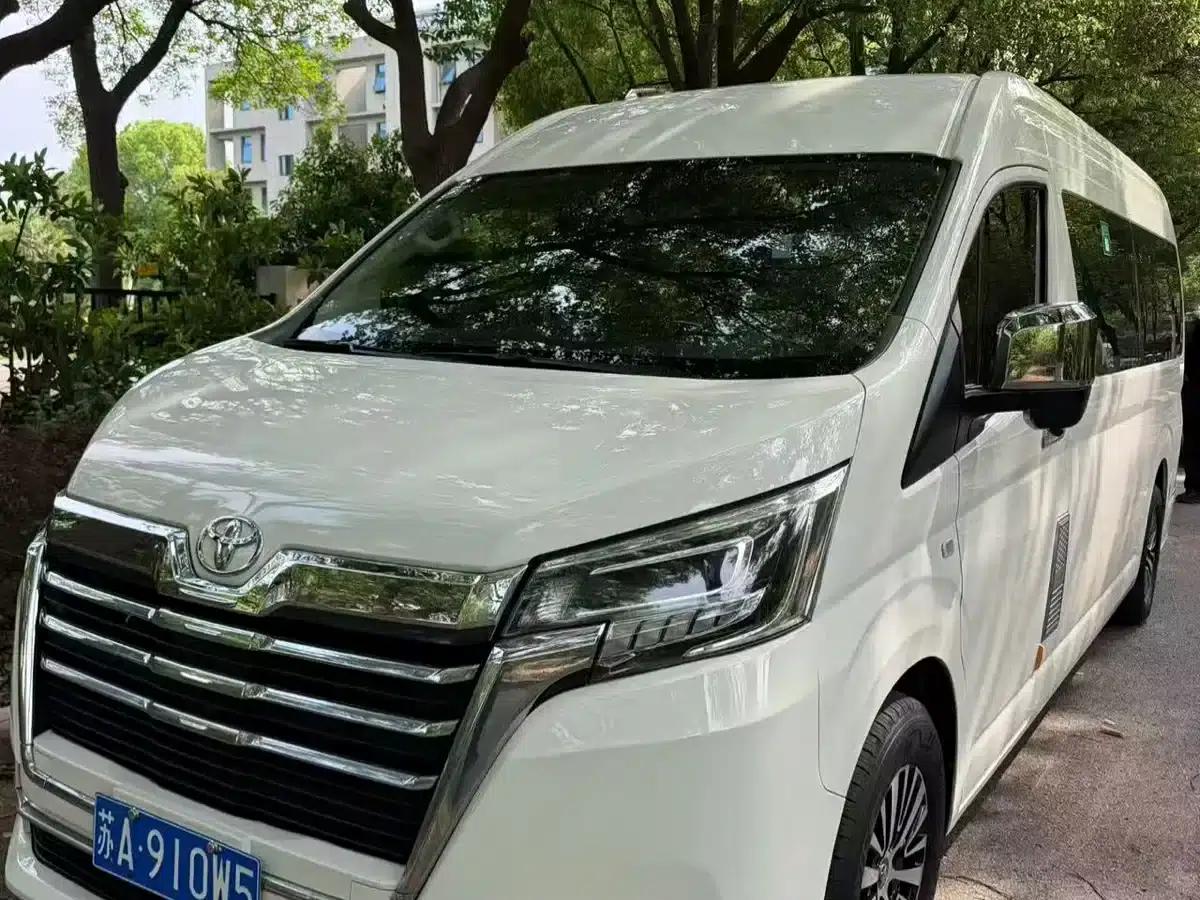 2021 HIACE 3.5L Middle East Edition — миниатюра 1