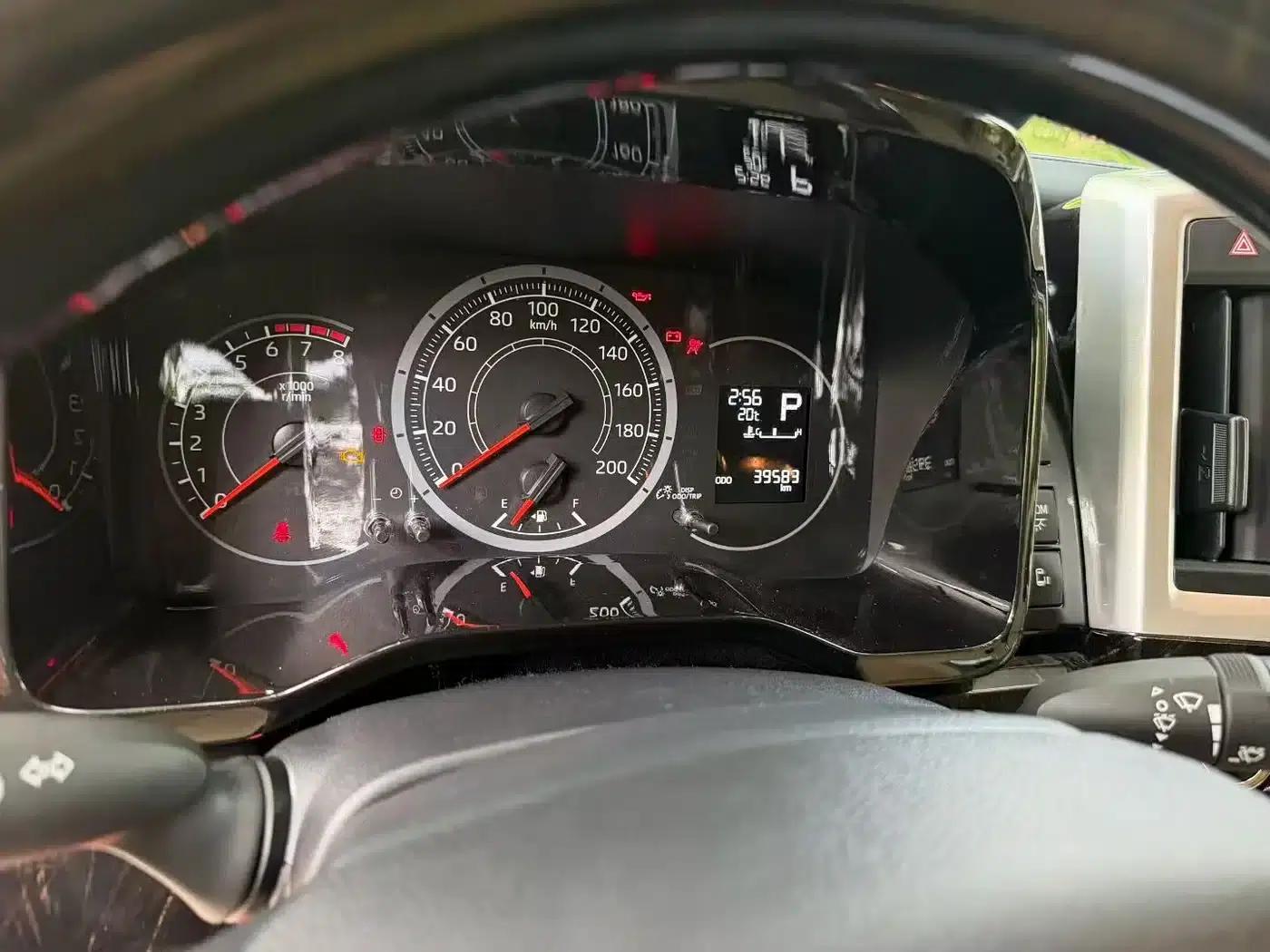 2021 HIACE 3.5L Middle East Edition — миниатюра 9