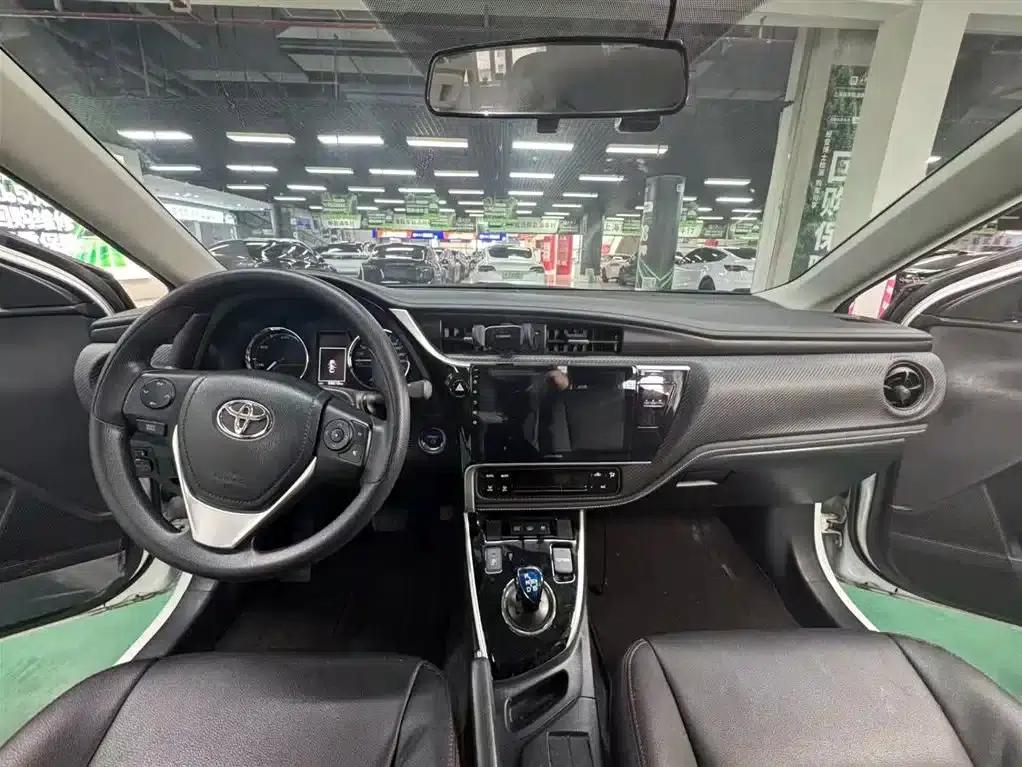 Levin Hybrid E+ 2019 1.8PH GS E-CVT Elite Edition — миниатюра 5