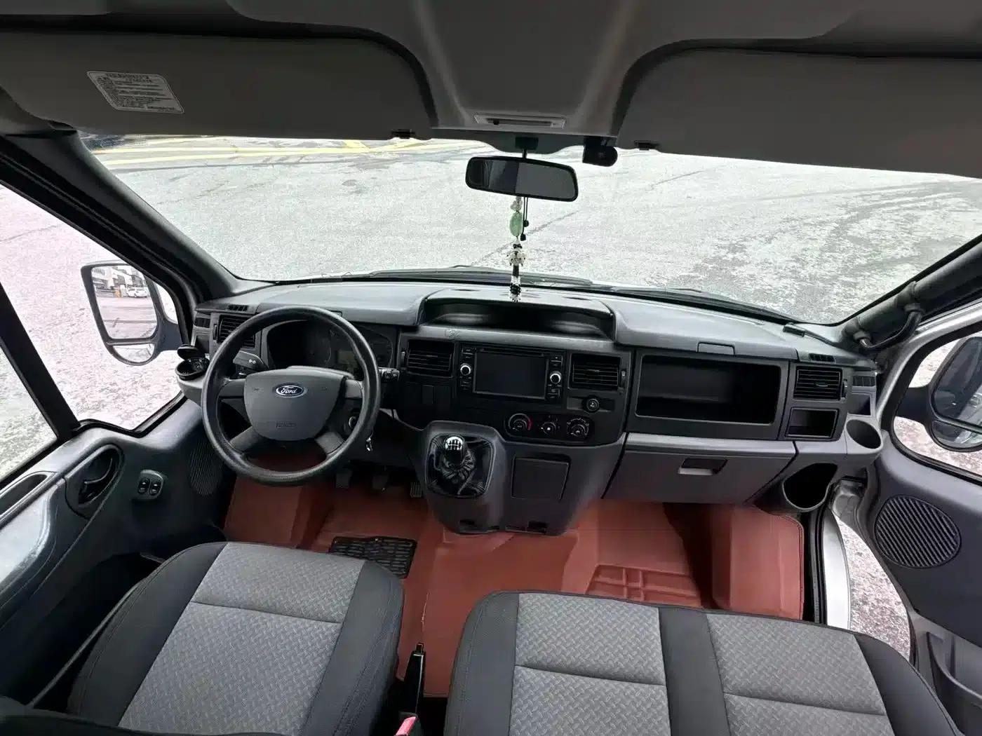New Generation Ford Transit 2019 Model 2.2T Multi-functional Long Wheelbase Mid-roof 7-Seater National VI Emission Standard — миниатюра 7