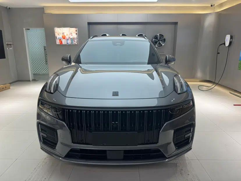Lynk & Co 09 2021 2.0T Halo Six-Seater — миниатюра 3
