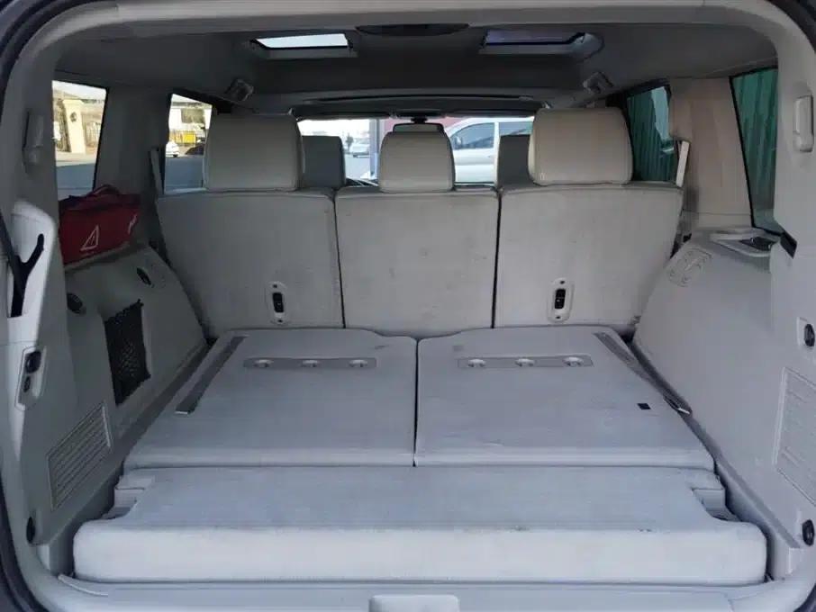 Commander 2008 4.7L Automatic — миниатюра 10