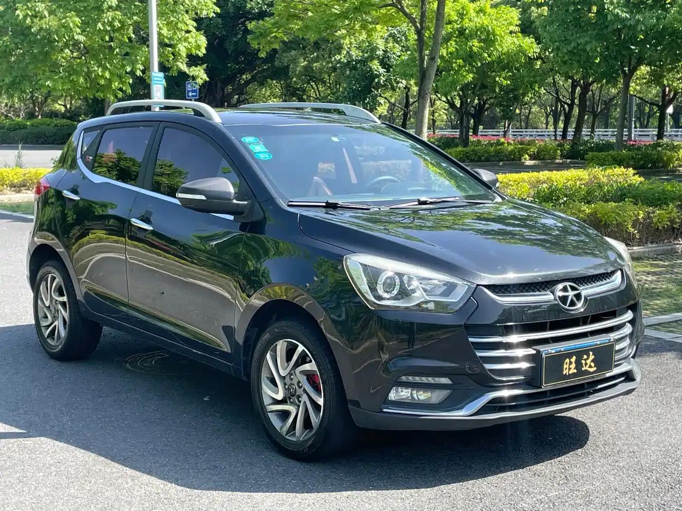 Refine S2 2016 1.5L Manual Deluxe Intelligent Two-Tone Edition — миниатюра 3