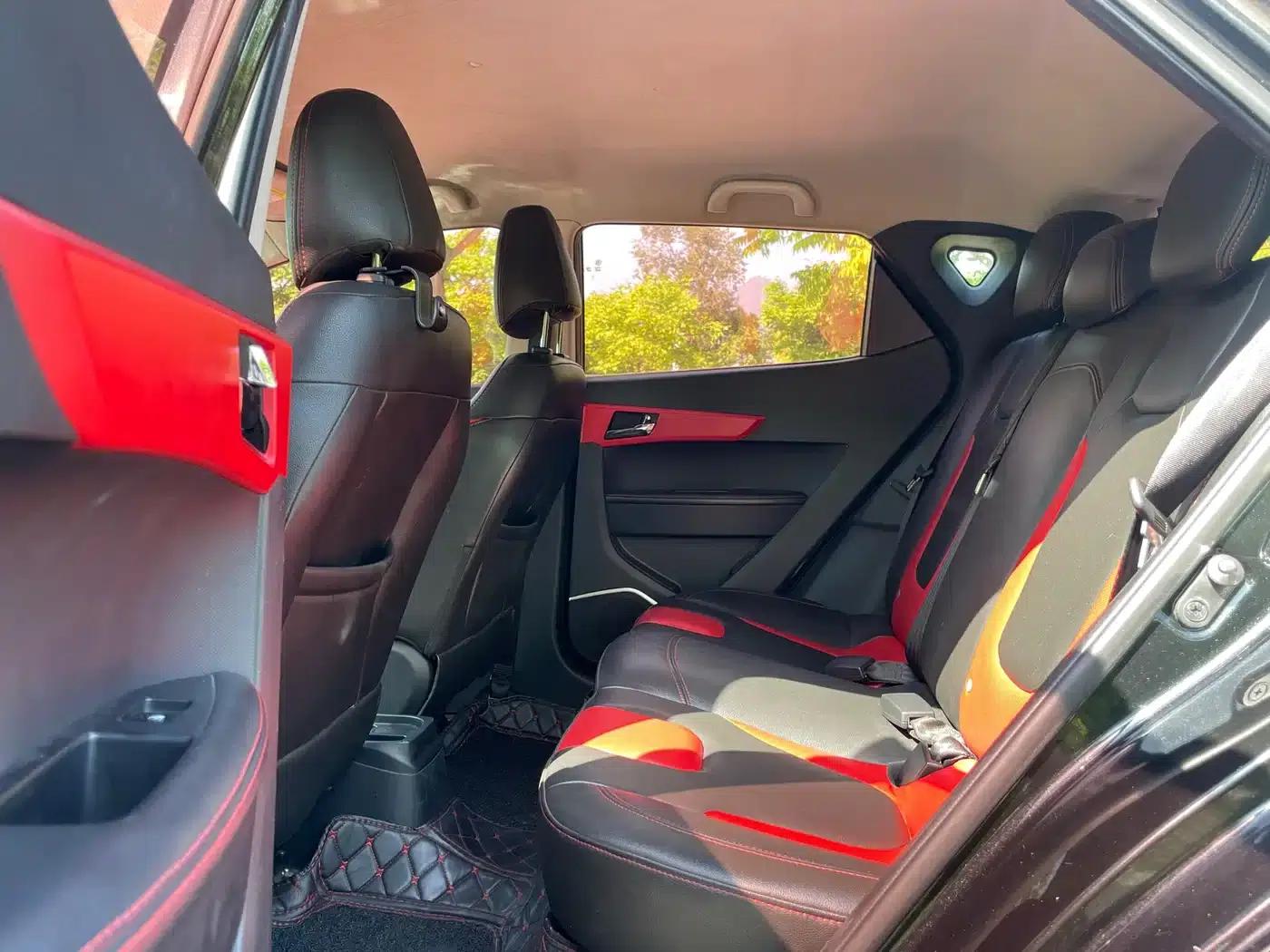 Refine S2 2016 1.5L Manual Deluxe Intelligent Two-Tone Edition — миниатюра 5