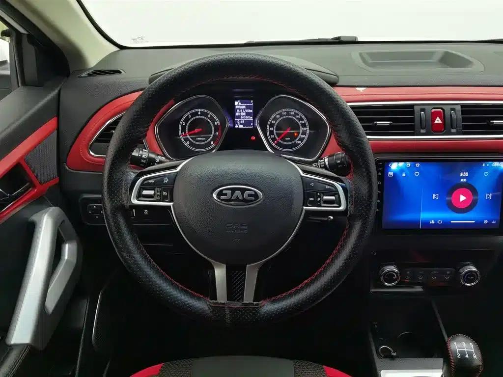 Refine S2 2017 1.5L Manual Deluxe Connected Edition — миниатюра 11