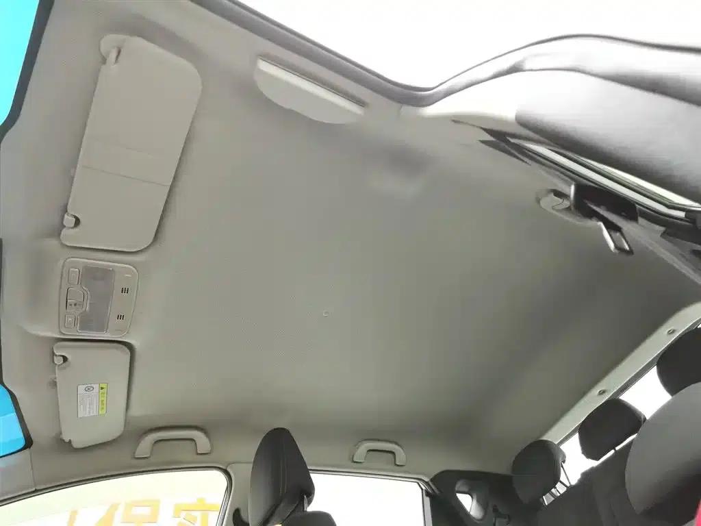Refine S2 2017 1.5L Manual Deluxe Connected Edition — миниатюра 14