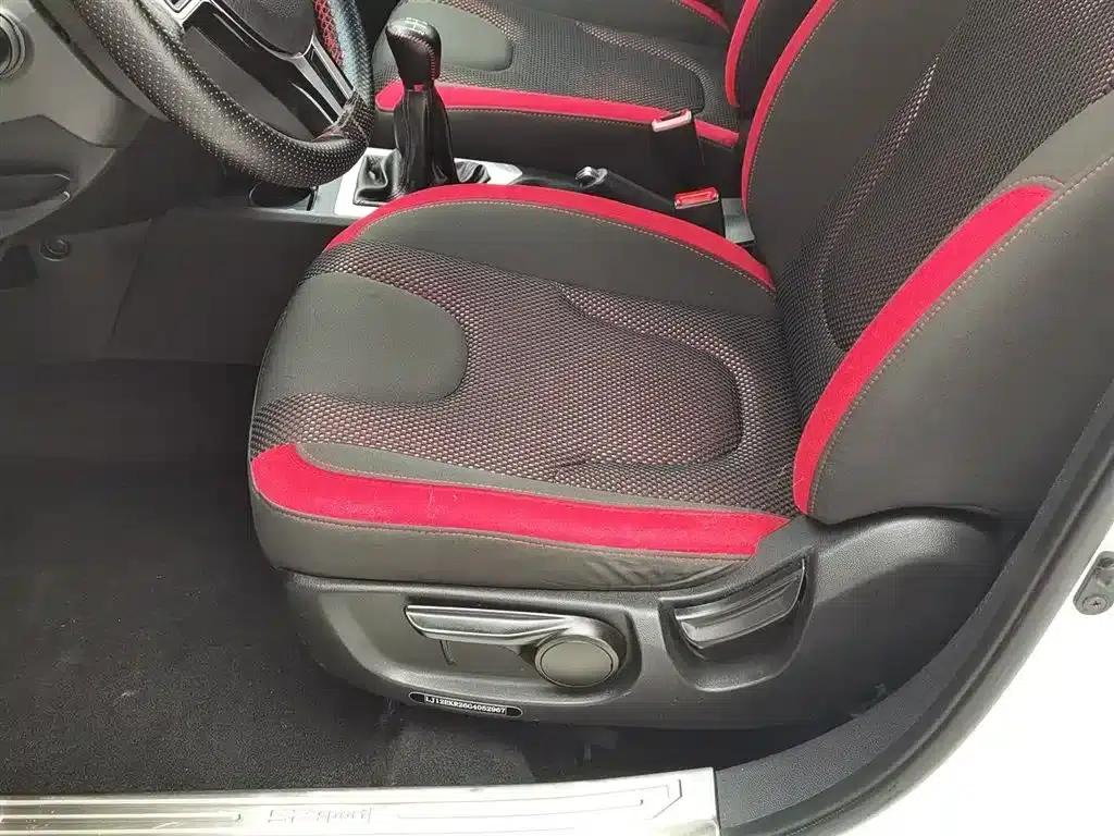 Refine S2 2017 1.5L Manual Deluxe Connected Edition — миниатюра 20