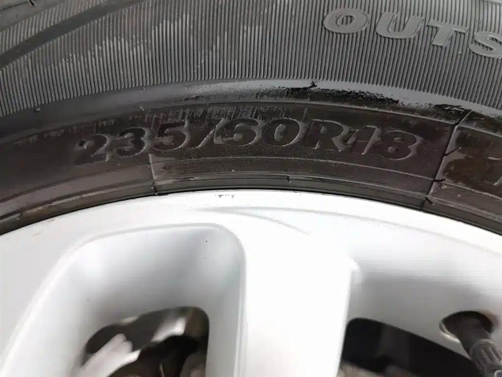Refine S7 2017 1.5T Automatic Comfort Model — миниатюра 17