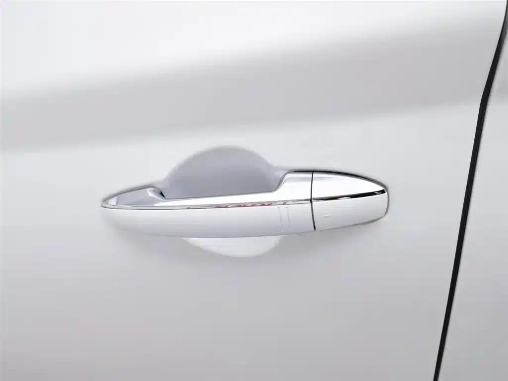 Refine S7 2017 1.5T Automatic Comfort Model — миниатюра 18