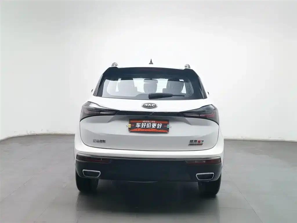 Refine S7 2017 1.5T Automatic Comfort Model — миниатюра 3