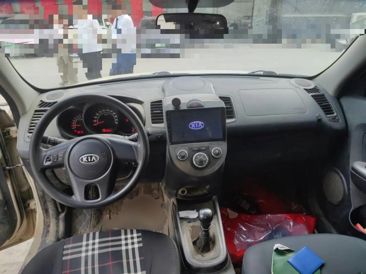 Kia Soul 2013 1.6L MT GL — миниатюра 10
