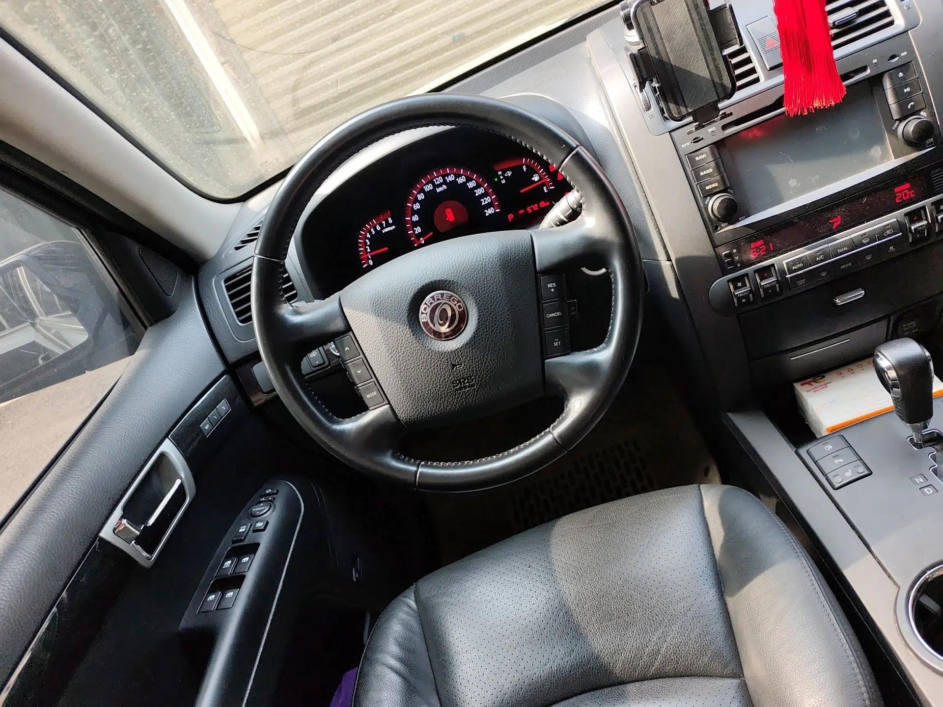 Kia Borrego 2015 3.8L Luxury Edition China IV — миниатюра 11