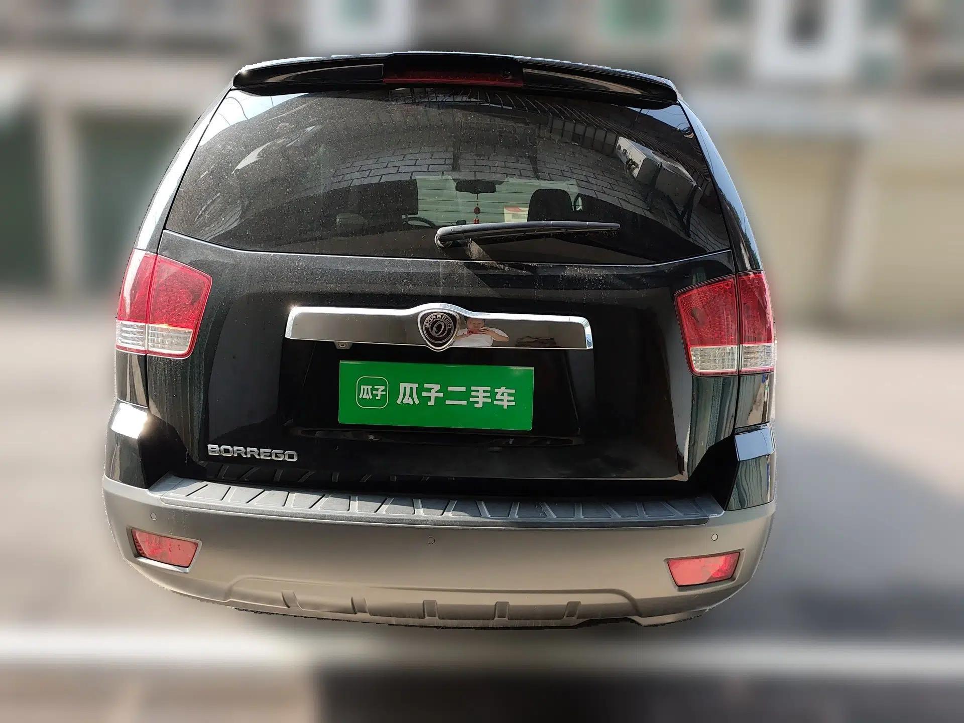 Kia Borrego 2015 3.8L Luxury Edition China IV — миниатюра 5