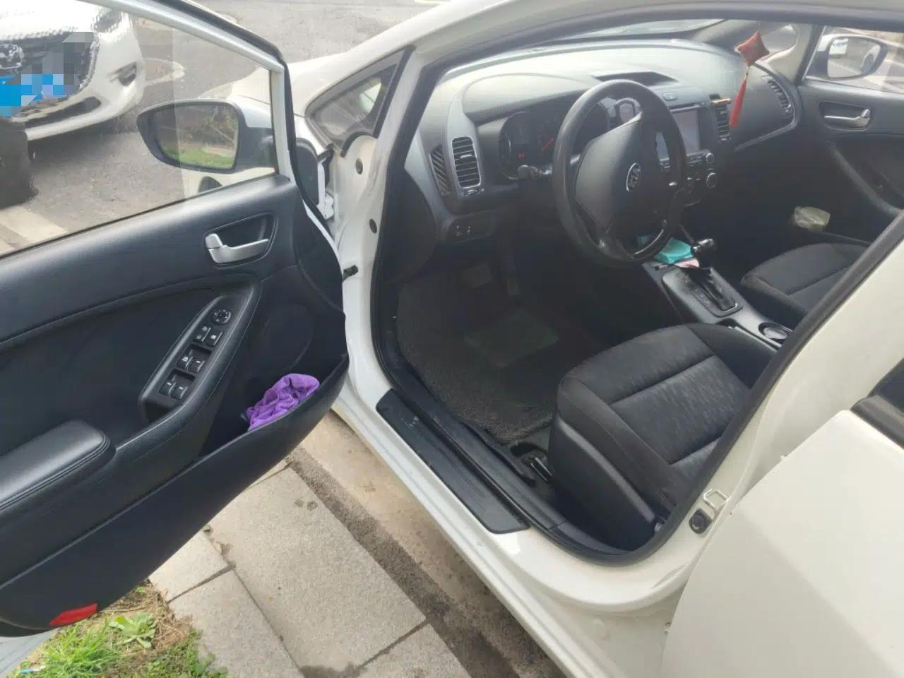Kia K3S 2014 1.6L Automatic GL — миниатюра 19