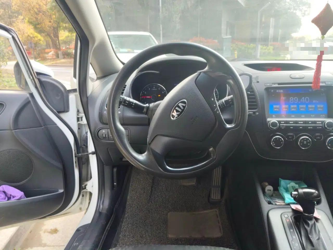 Kia K3S 2014 1.6L Automatic GL — миниатюра 9