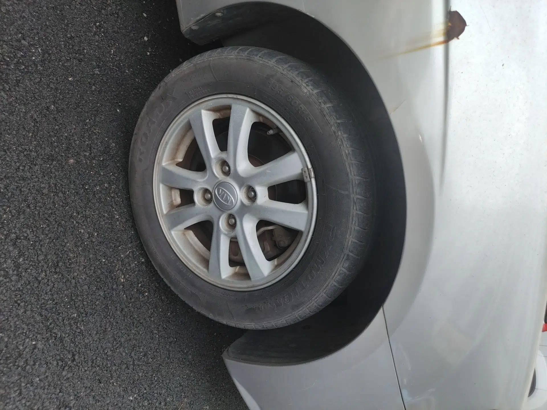 Kia Cerato 2012 1.6L MT GL — миниатюра 8