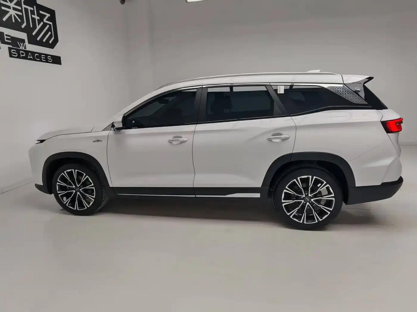 Jetour X90 PRO 2024 2.0T DCT Premium Edition 5-seater — миниатюра 7
