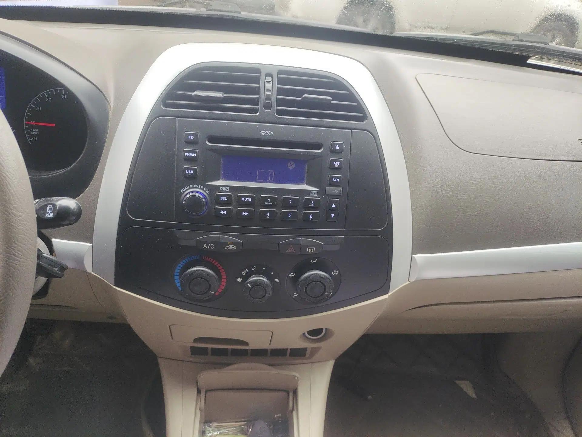 Chery Tiggo 2012 Classic Edition 1.6L Manual Comfort Model — миниатюра 14