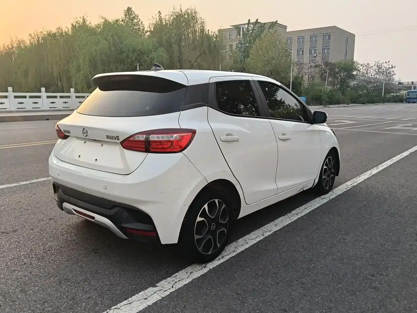 Yizhi EV3 2021 Model: Little Radar Cool Run — миниатюра 4