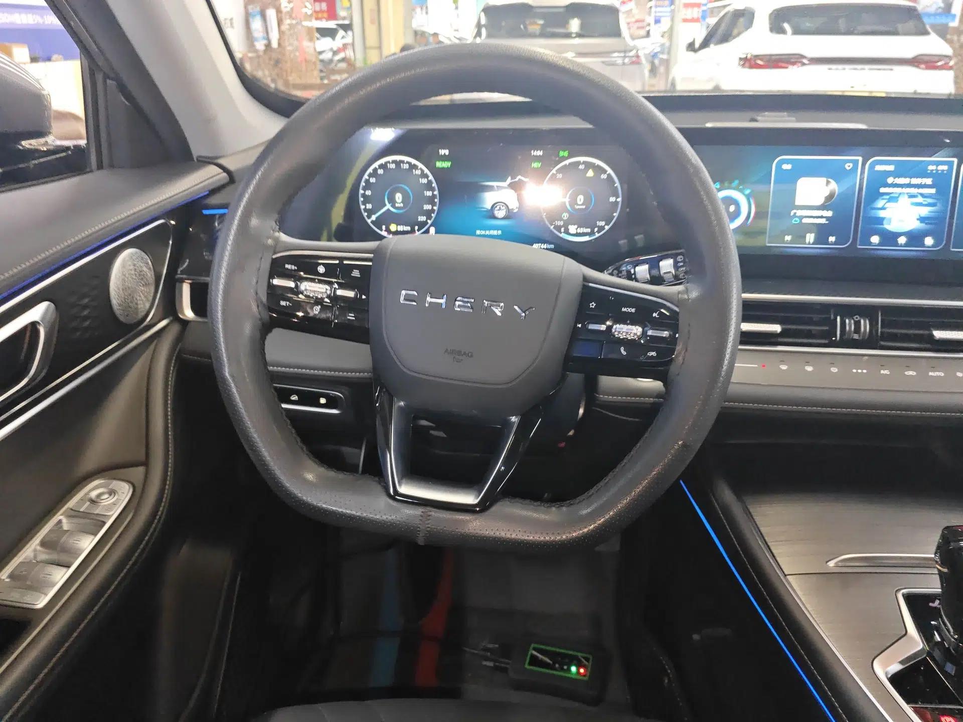 Chery Tiggo 7 PLUS New Energy 2023 Champion Edition 1.5T 100KM Speedy Version — миниатюра 14