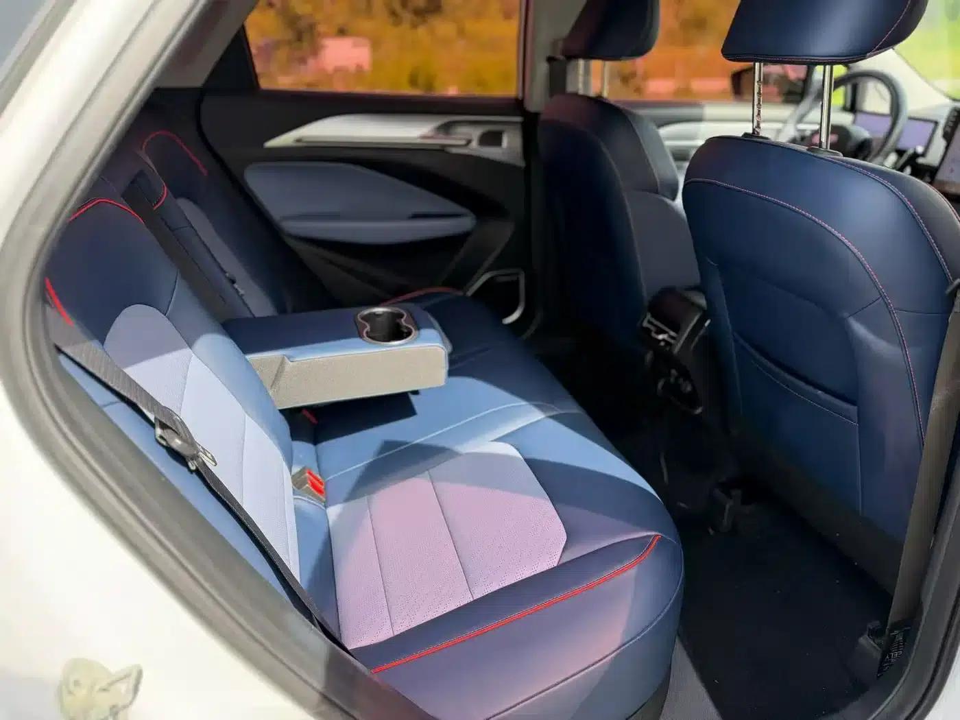 Geely Geometry M6 2022 450 New Enjoyment Edition — миниатюра 8