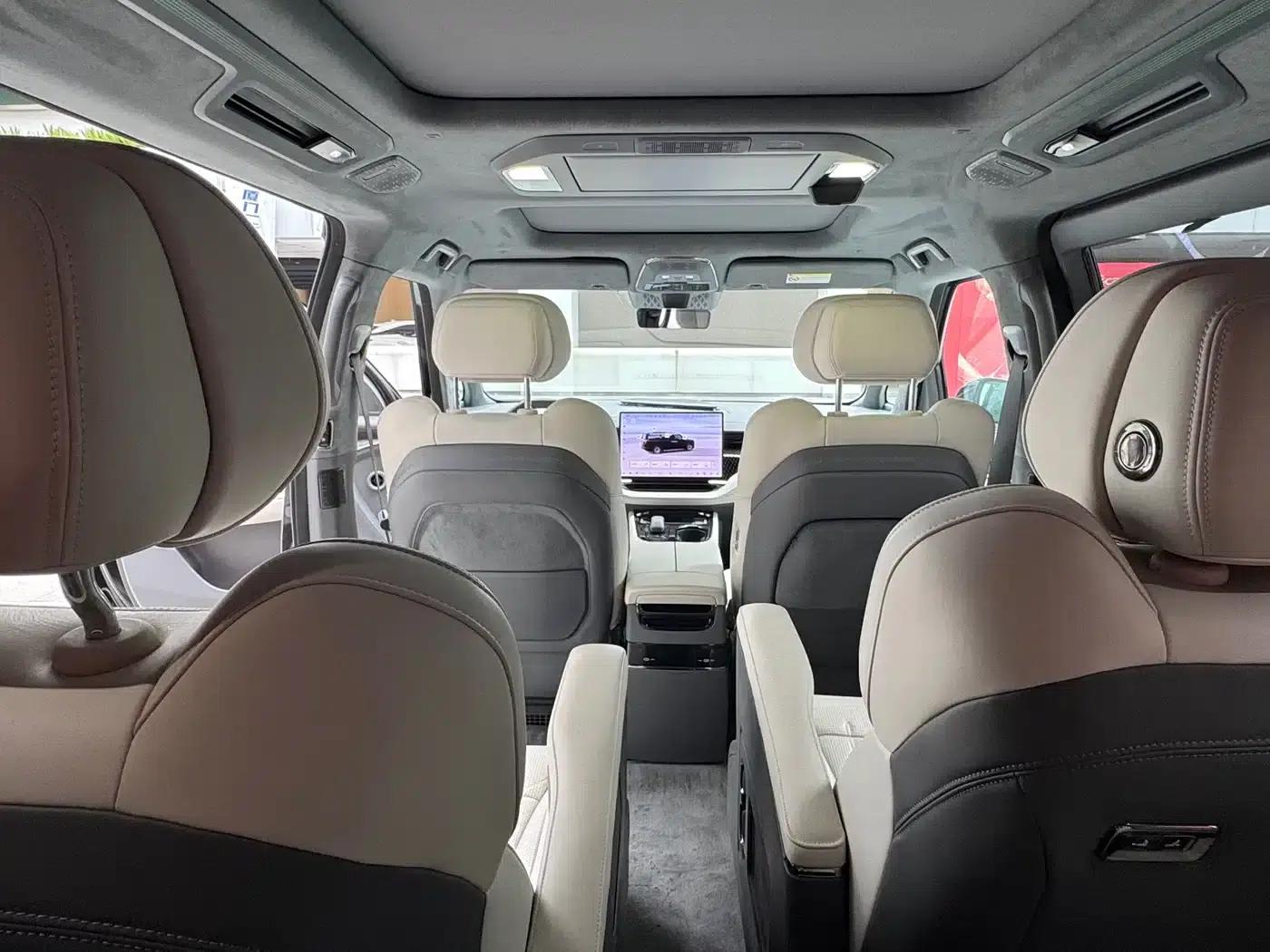 Extreme Krypton 009 2024 Model 7-Seat Aisle Edition 4WD 108kWh — миниатюра 11